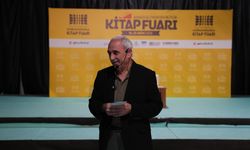 Nurullah Genç Kahramanmaraş Kitap Fuarı’nda Şiirleriyle Büyüledi