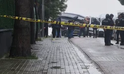 Okul Önünde Silahlı Kavga! Bekçi Veliyi Vurdu
