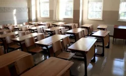 Yarın okullar tatil mi? 5 Ekim 2026 Pazartesi okullar açık mı, ders var mı?