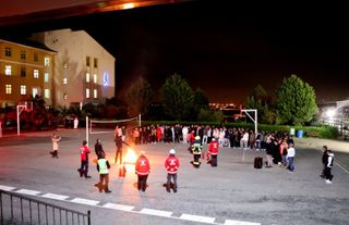 51 okulda eş zamanlı deprem ve yangın tatbikatı yapıldı