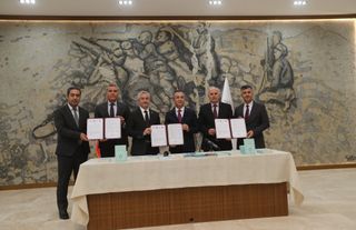  Belediye 162 öğrenciyi Umreye gönderecek   