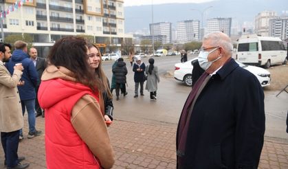 Onikişubat Belediyesi’nden öğrencilere sıcak çorba, simit ve çay ikramı