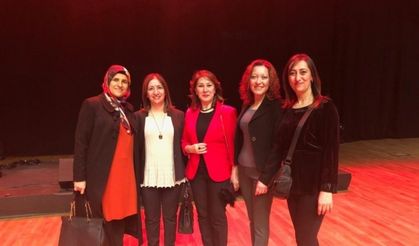 Yüksekovalı kadınlar Konya’daki “Reng-i Hakkari” programına katıldı