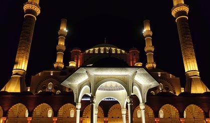 Teravih namazı nasıl kılınır?  Teravih namazı kaç rekat? Teravih namazı kılınışı