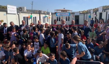 Kahramanmaraş'ta İstiklal Halil Arık Ortaokulu açıldı