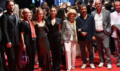 61. Uluslararası Antalya Altın Portakal Film Festivali Ödül Töreni kırmızı halı geçişiyle başladı