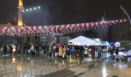 Kahramanmaraş'ta 6 Şubat 2023'teki Depremlerde Hayatını Kaybedenler Anıldı