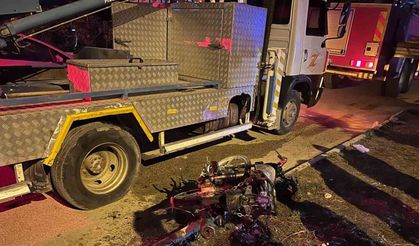 Bina girişine bırakılan motosiklet yandı