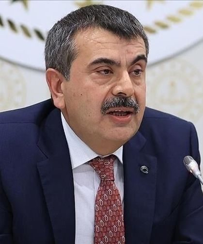 Okullarda Takvim Değişikliği: Ara Tatiller Kaldırılabilir