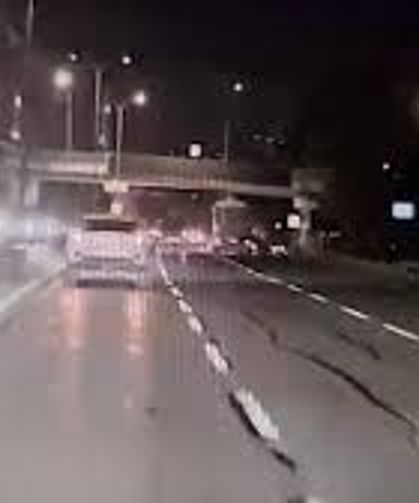 Esenyurt'ta hafriyat kamyonunun çarptığı motokurye öldü