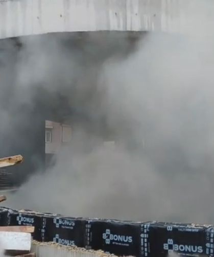 Silivri'de kültür merkezi inşaatında çıkan yangın söndürüldü