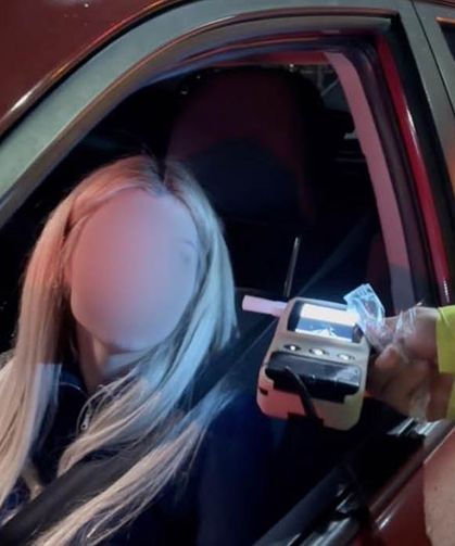 Alkollü kadın sürücünün ehliyetine el konuldu