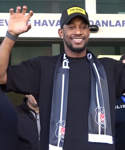 Beşiktaş’ın anlaşmaya vardığı Amir Murillo, İstanbul’a geldi