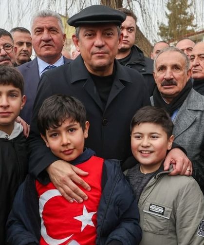 CHP Lideri Özgür Özel: Evlerin borcu silinsin, halka helal olsun