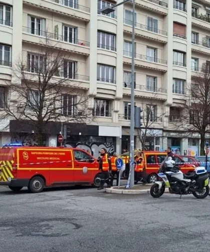 Güzellik Salonuna El Bombası Atıldı: 6 Yaralı