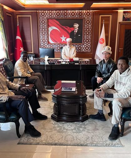 Kırgız Öğrenci Isparta’da İslam’ı Seçti, Kelime-i Şehadet Getirdi