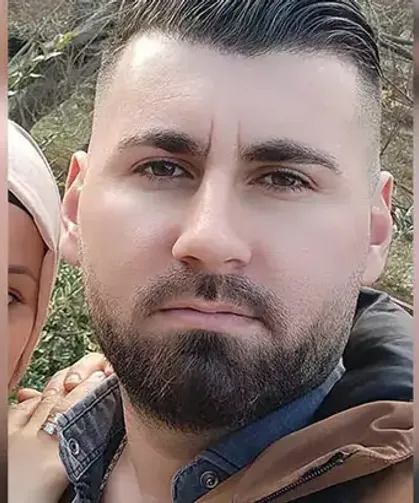 Mobilya ustası, kamyonetinde bıçaklanarak öldürüldü