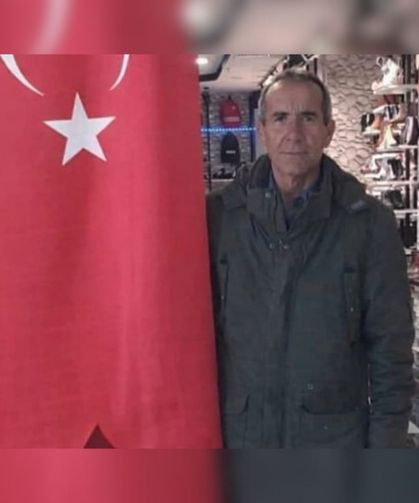 Oğlu babasını 12 bıçak darbesiyle hayattan kopardı