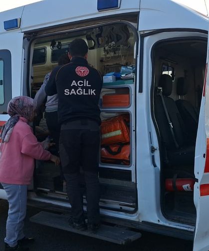 Adıyaman’da otomobil şarampole devrildi, 4 yaralı
