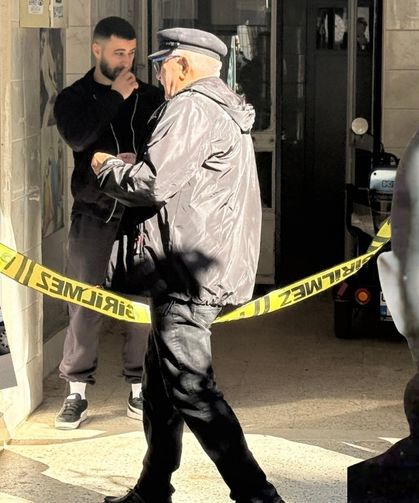 Yakınlarına mesaj attı, evinde bir kadınla ölü bulundu