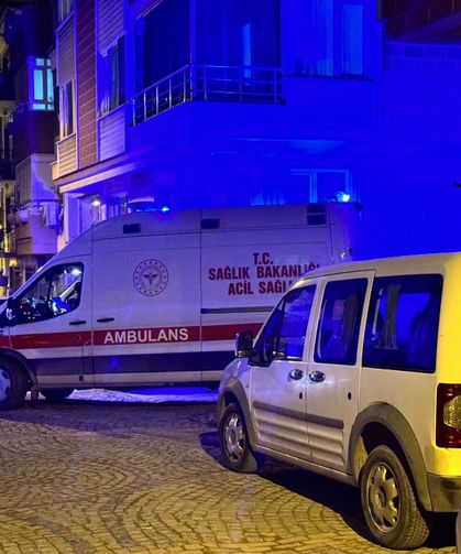 Yalnız Yaşayan Emekli Öğretmen Evinde Ölü Bulundu