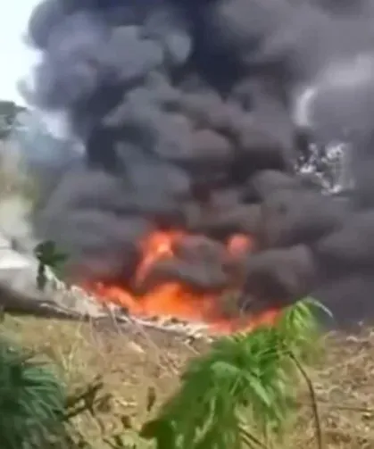 Askeri Uçak Düştü: 90 Ölü