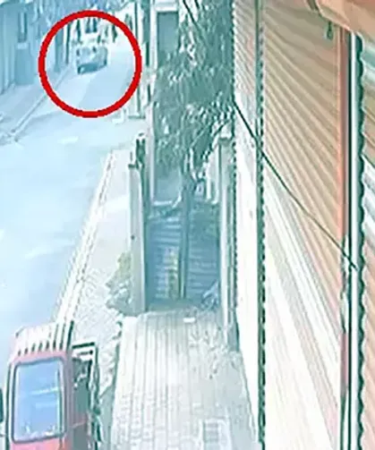 Husumetlileri evin önünde 2 kişiyi yaraladı: Şüpheliler yakalanmadı, korku içerisinde yaşıyoruz