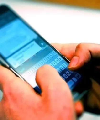 Milli Takımın Teknik Direktörü Uygunsuz Mesajlar Sebebiyle Görevden Alındı