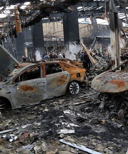 Tahran’da Oto Galerisi Bombalandı: 70 Araç Yanıp 1 Kişi Öldü