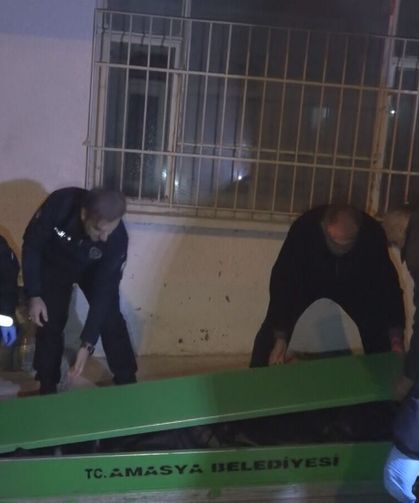 Yalnız Yaşayan 53 Yaşındaki Ferhat Makul Evinde Ölü Bulundu