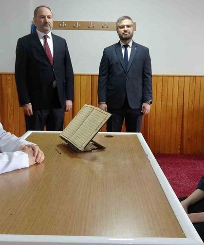 11 yaşındaki Ömer Sabri 8 ayda hafız oldu