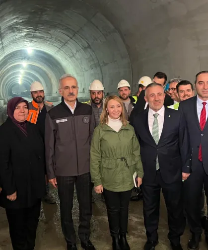 Bakan Uraloğlu T26 Tüneli sahasında inceleme yaptı! Süreler kısalacak
