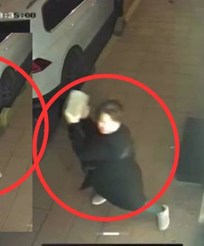 Fatih'te akılalmaz olay kaldırım taşıyla iş yerinin camlarını böyle tuzla buz etti