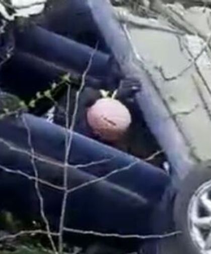 Kontrolden Çıkan Otomobil Şarampole Devrildi