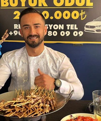 Şaka değil gerçek: Yarışmaya 63 kilo girdi, 70 kilo çıktı!