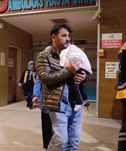 1 yaşındaki bebeğin geçirdiği kazada kafatası kırıldı