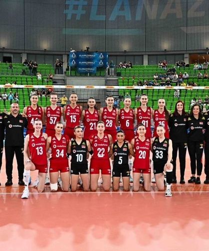 A Milli Kadın Voleybol Takımı, Sırbistan'a 3-1 mağlup oldu