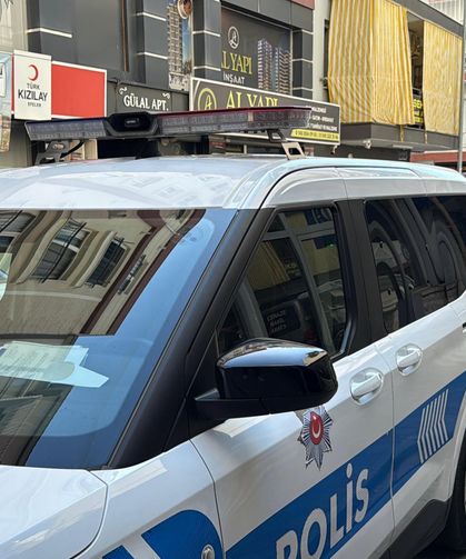 Sağlık personeli, yalnız yaşadığı evinde ölü bulundu