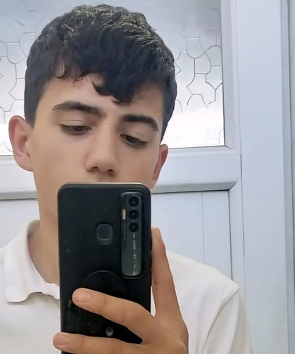 Serinlemek için girdiği şelalede boğuldu
