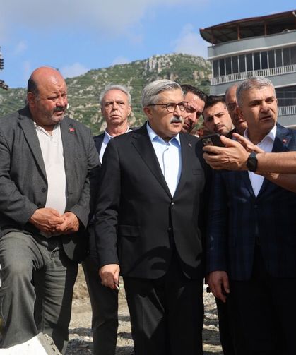Asi Nehri'nde debi 9 kat arttı: Hatay'da sel felaketi