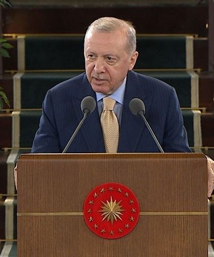 Cumhurbaşkanı Erdoğan: Türkiye Yüzyılı'nı sizinle kuracağız!