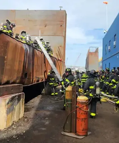 New York’ta tersanede patlama: 1 ölü, 36 yaralı