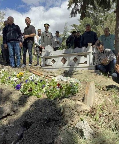 Şehit Onbaşı 61 yıl sonra memleketinde toprağa verildi
