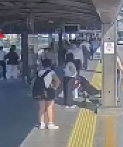 Metrobüs durağında bıçaklı saldırı: 1 ölü