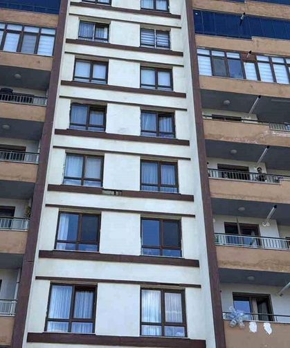 5. kattan düşen 2 yaşındaki çocuk hayatını kaybetti