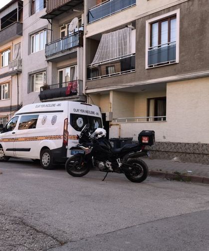71 yaşındaki kadın evinde ölü bulundu