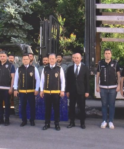 İstanbul'da durdurulan TIR'da 130 kilogram 'Eroin' ele geçirildi