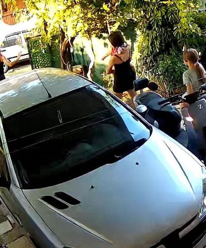 Kapı Gıcırtısı Yüzünden Komşusunu Av Tüfeğiyle Öldürdü