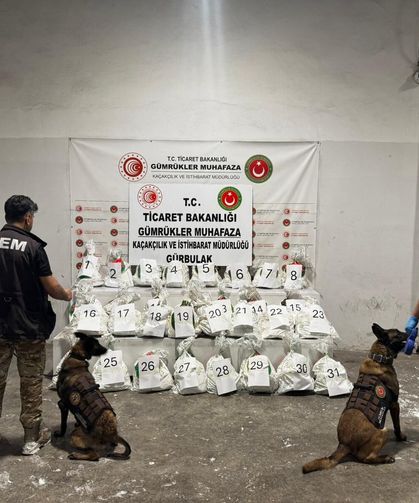 Mersin Limanı Ve Gürbulak'ta Dev Operasyon! 8 Milyar Liralık Kaçak Ürün Ele Geçirildi