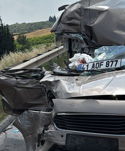 Mersin Tarsus’ta trafik kazası: 1 ölü, 4 yaralı